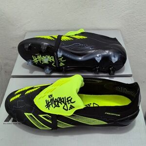 Soccer cleats